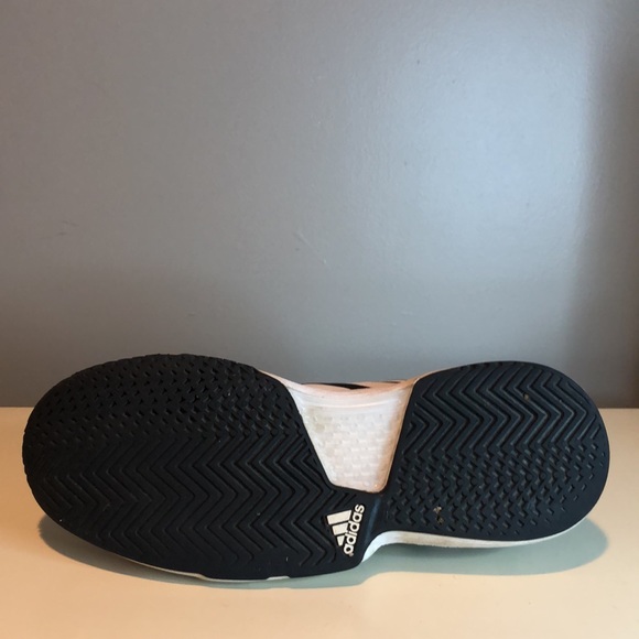 Adidas Running Shoes Black and White - Picture 9 of 14